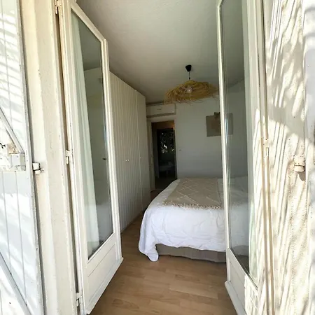 Holiday home Les Flots Bleus - Maison Piscine Avec Vue Bandol