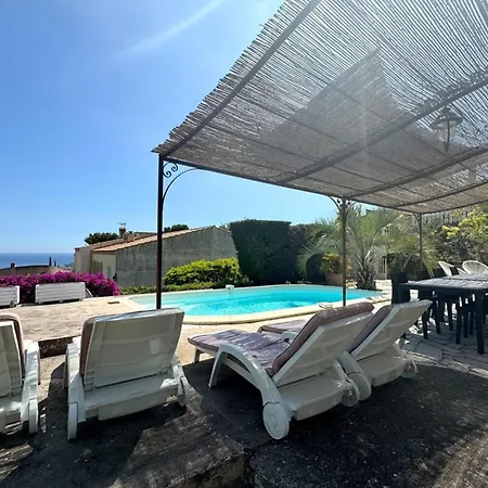 בית נופש Les Flots Bleus - Maison Piscine Avec Vue