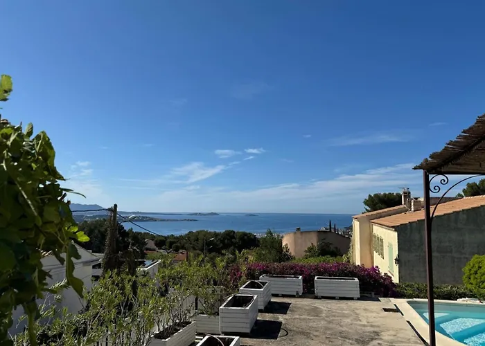 Les Flots Bleus - Maison Piscine Avec Vue * Бандоль